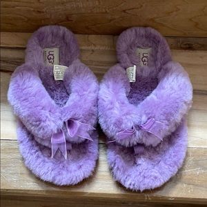EEUC ladies size 5 UGG slipper flip flop